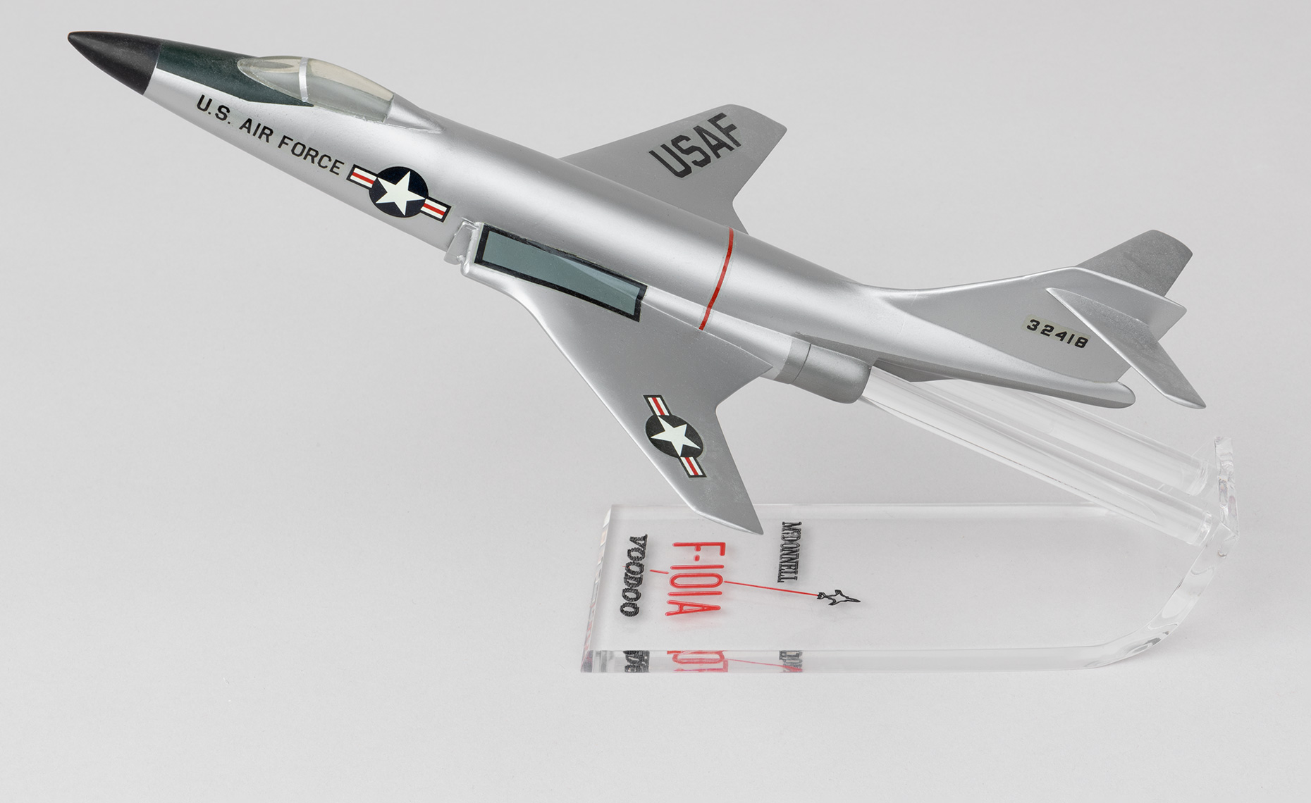 Model of McDonell F-101A Voodoo