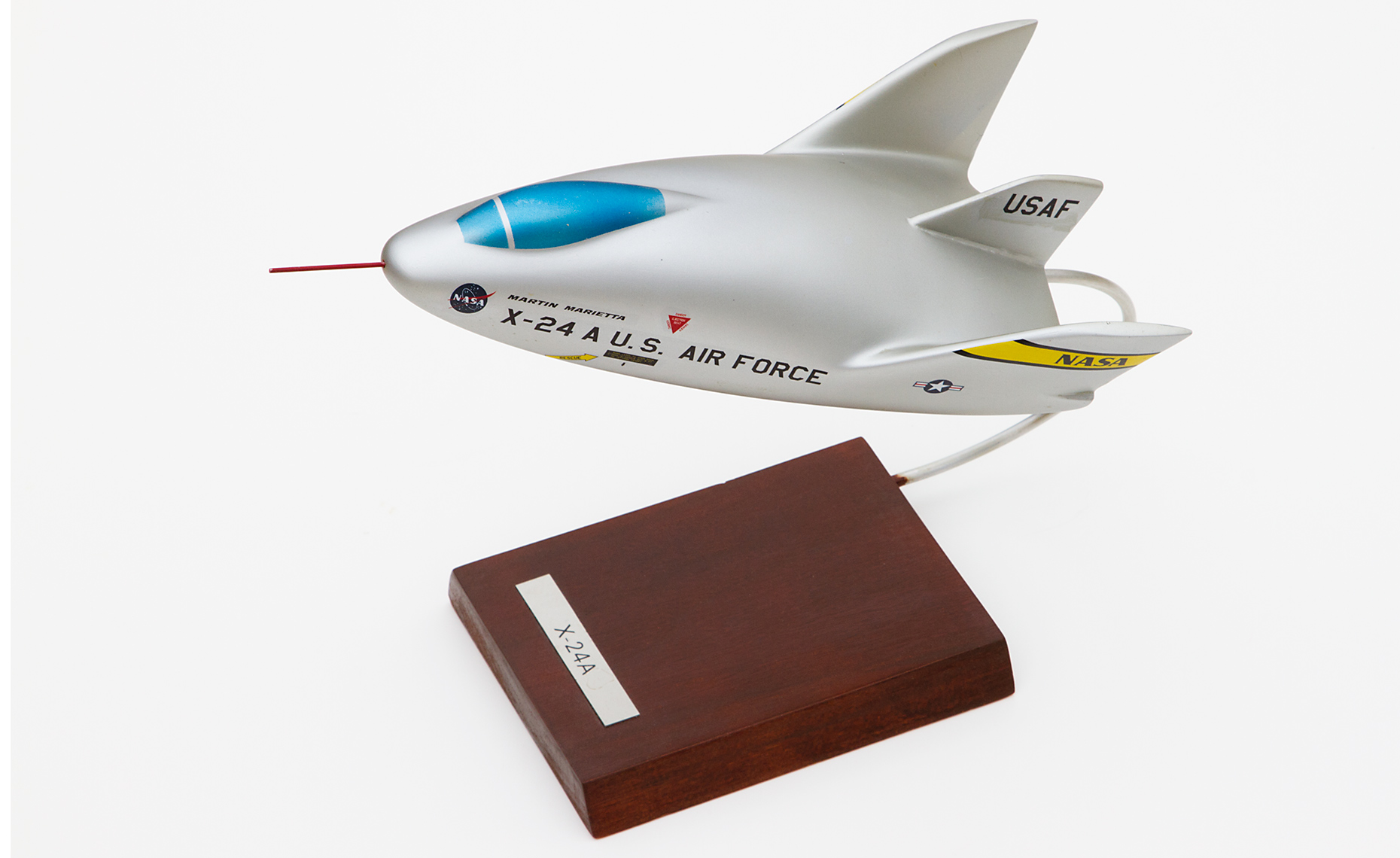 Martin X-24A model