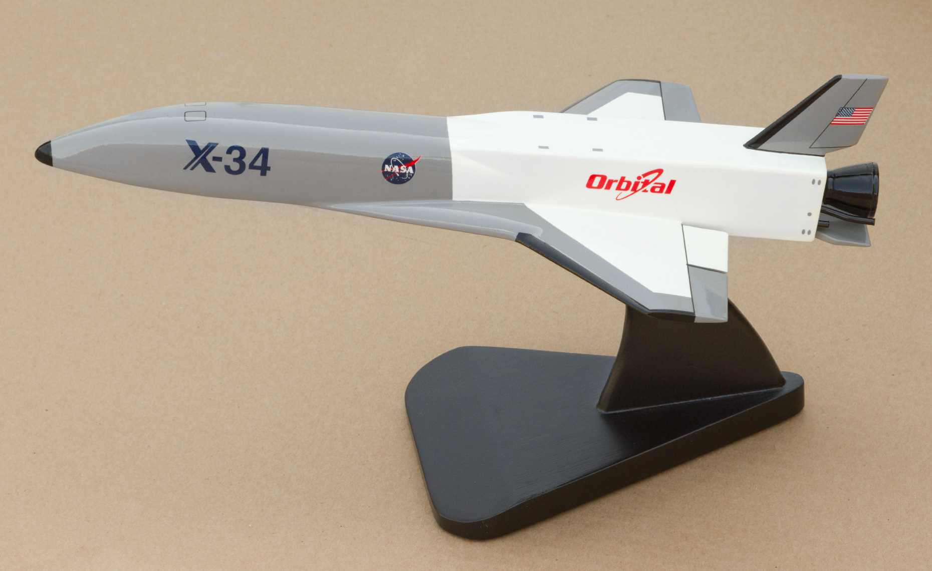 Orbital Sciences X-34 model